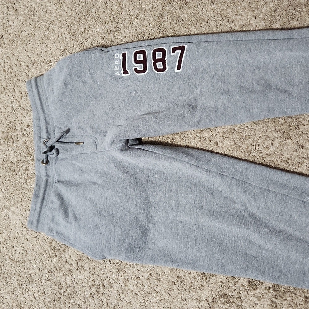Aeropostale Men's Joggers Size Small